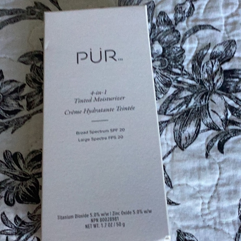 PUR Tinted Moisturizer with SPF 20